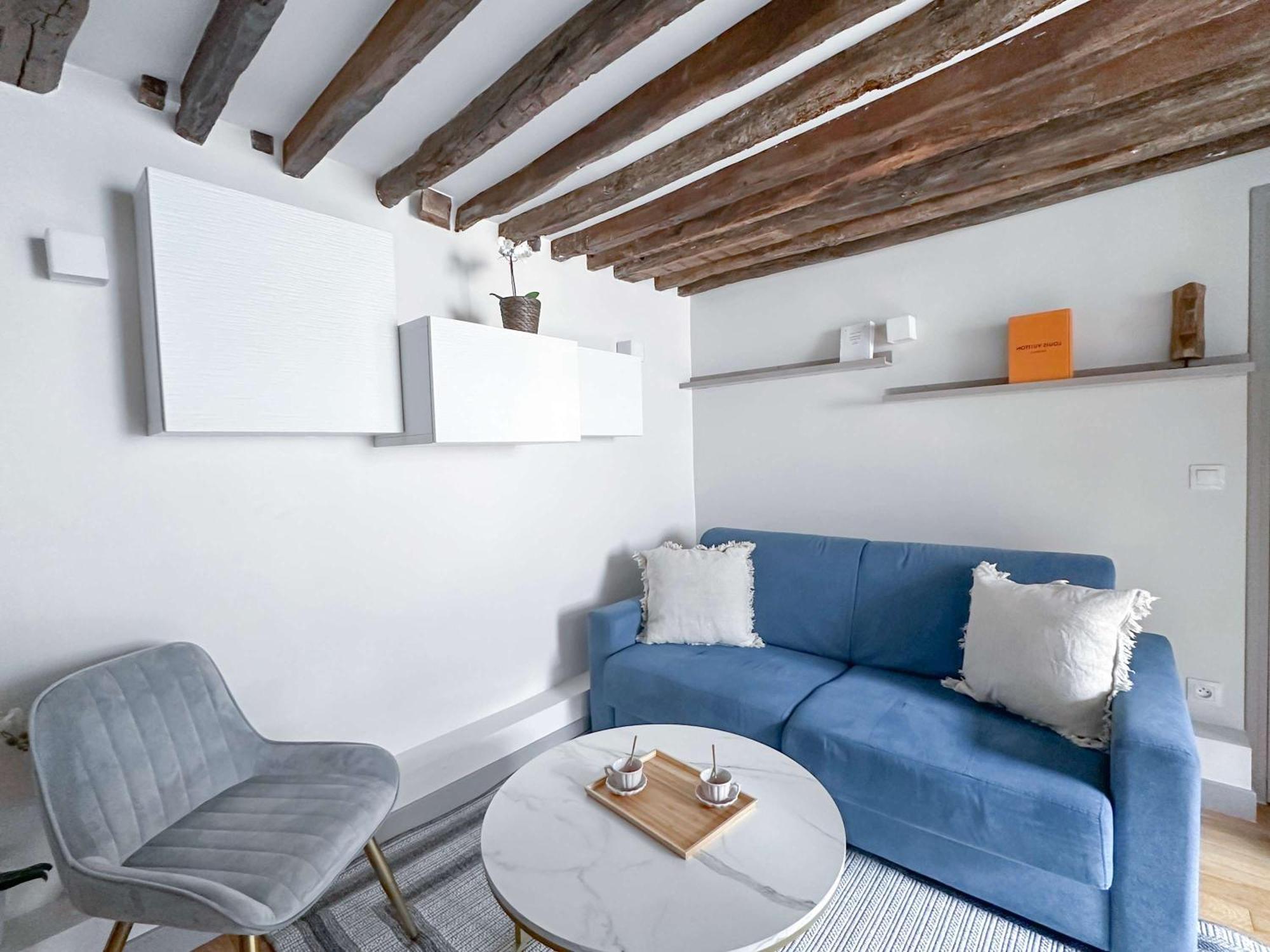 Apartment 1612 B - In Pigalle Paris
