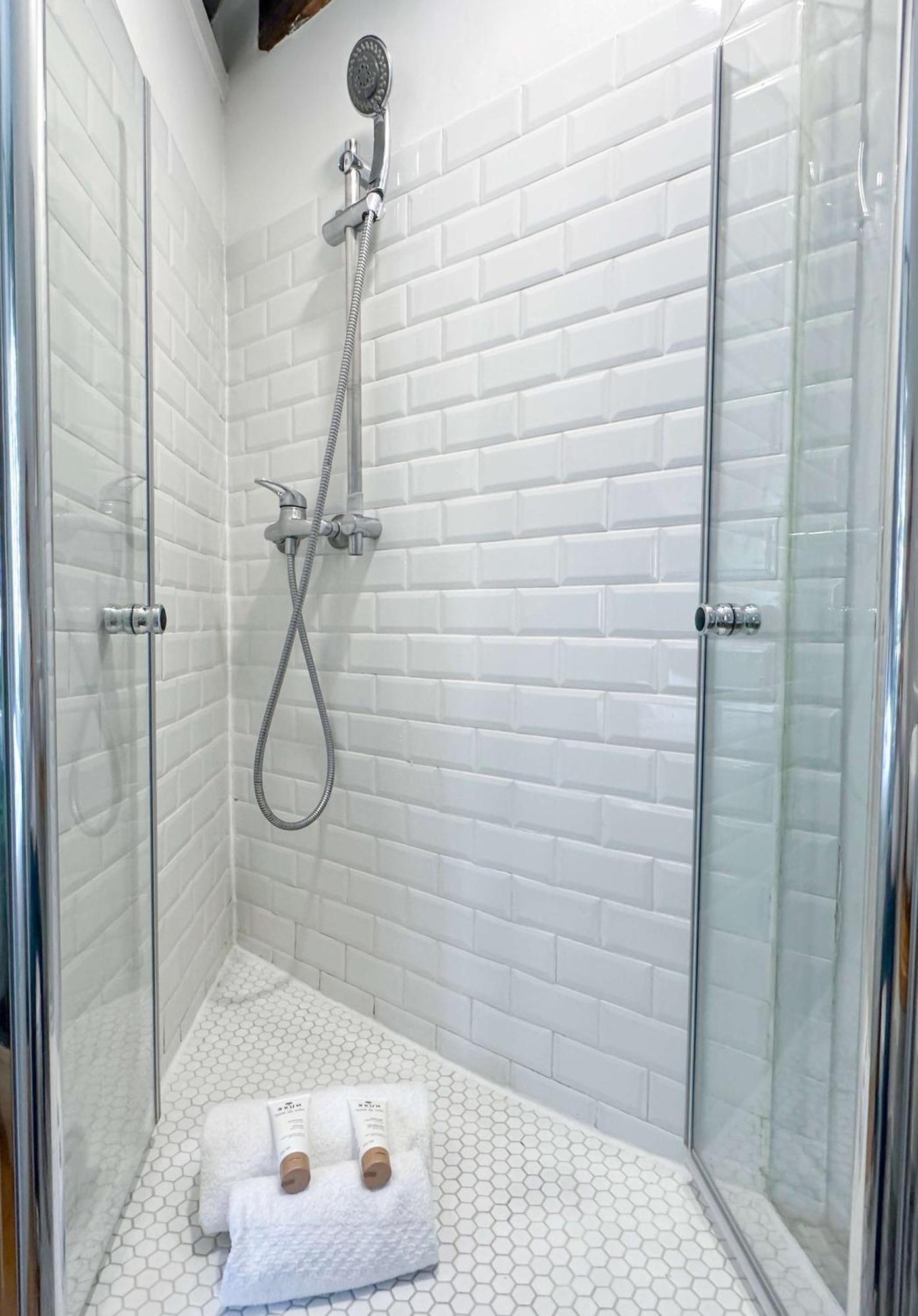 Apartment 1612 B - In Pigalle